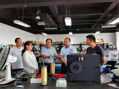 渭南市科技局深入3D打印科技企業孵化器，精準指導高新技術企業申報